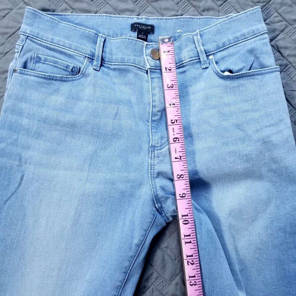Ann Taylor Factory Jeans Womens Size 4 Blue‎ Slim Straight Light Wash Denim - Picture 7 of 11